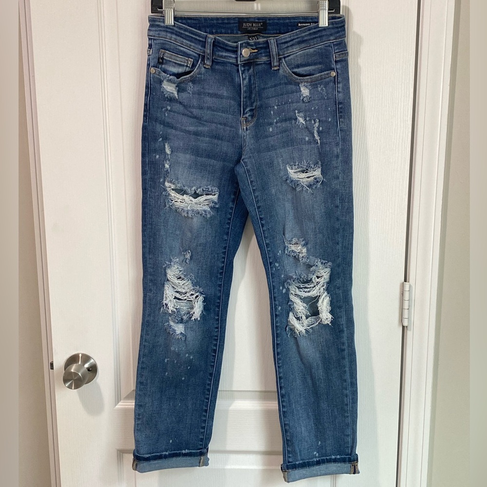 Judy Blue Beach Splash Distressed Boyfriend‎ Jeans - Picture 6 of 16